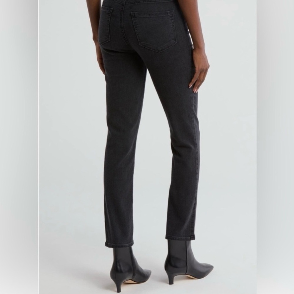 Paige Hoxton slim black jeans (Nori)
Size 29